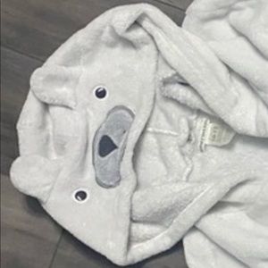 Girls hooded pottery barn robe